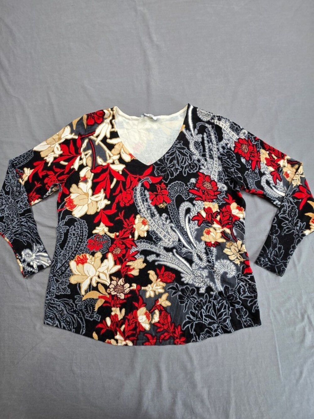 Chicos Size 2 Large Floral Print Long-Sleeve Blouse Lightweight Sweater Top